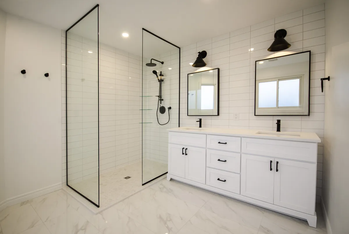 How Much Does a Tub-to-Shower Conversion Cost in Durham Region? (2026 Guide)