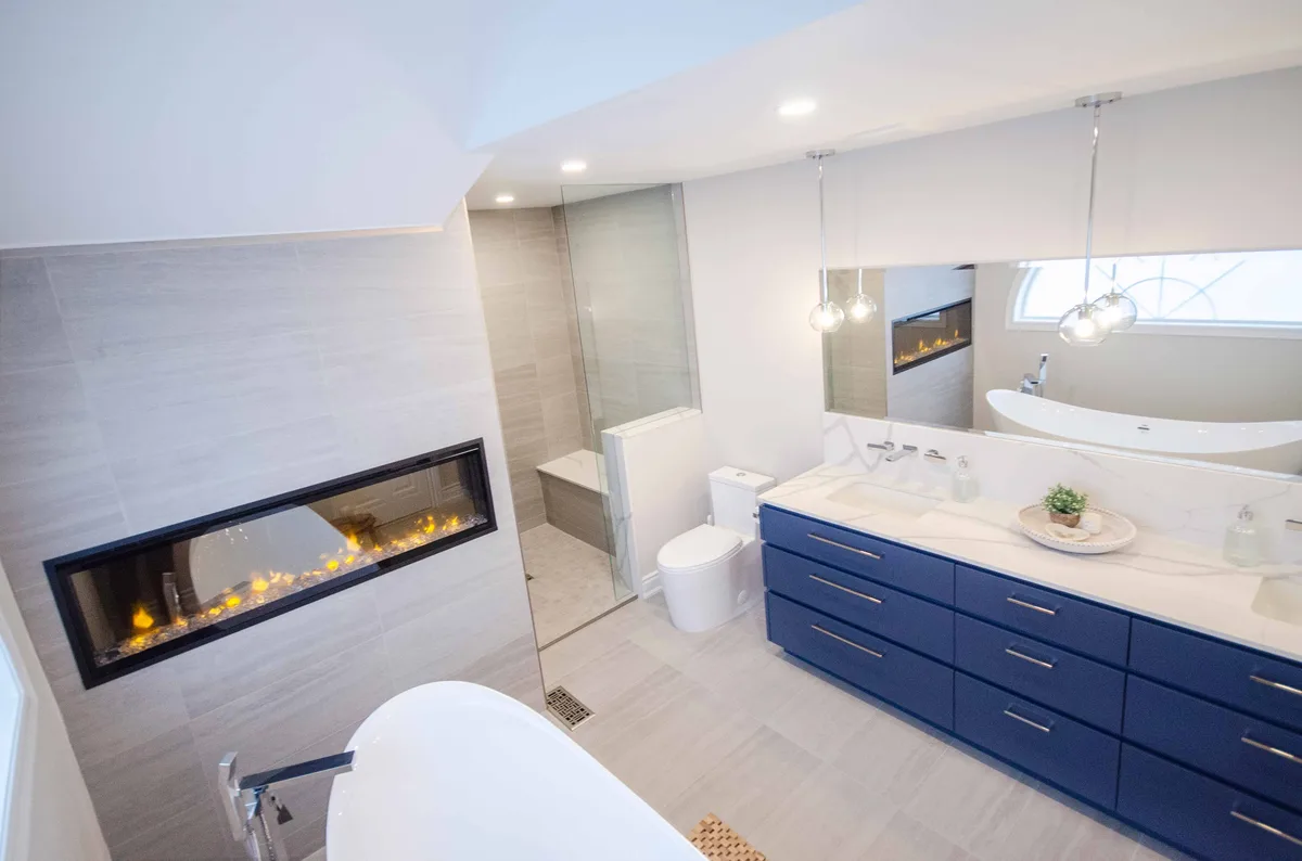 Contemporary Ensuite Retreat With Fireplace - Ajax