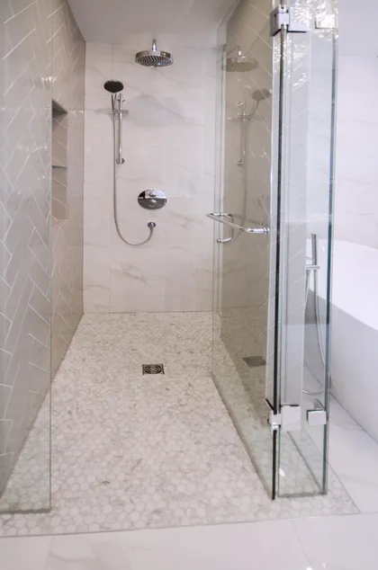 Elegant Grey Tone-on-Tone - Image 3