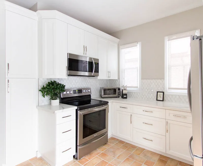 Petit Kitchen with Hidden Storage - Image 6