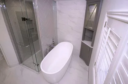 Elegant Grey Tone-on-Tone - Image 6