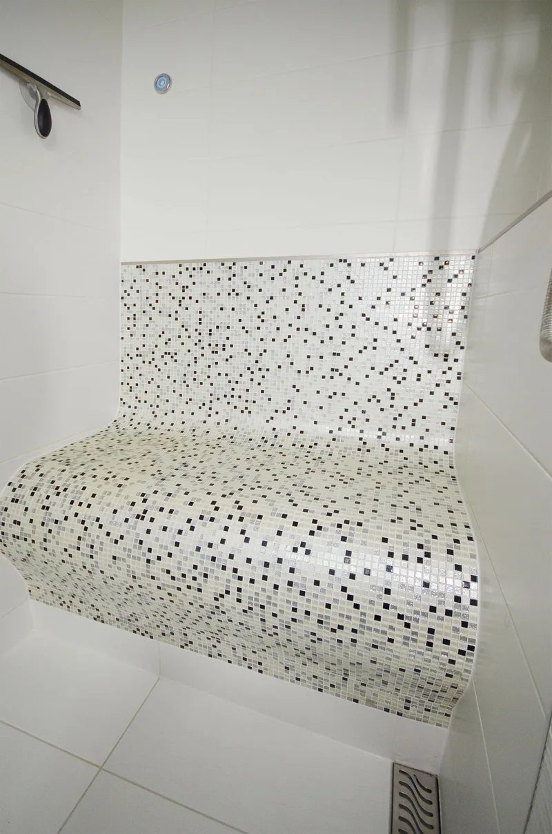 Classic Ensuite with Custom Shower Bench - Image 13