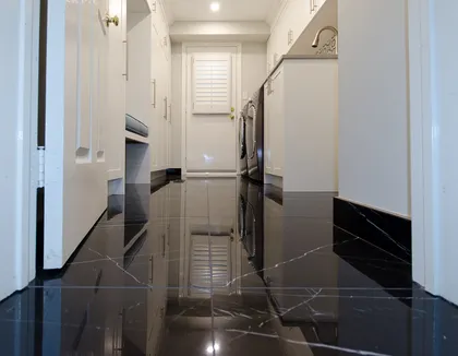 Blue Powder Room - Image 10