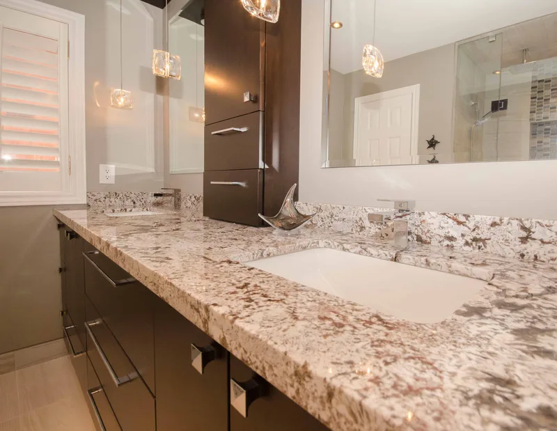 Ensuite with Cathedral Ceilings - Image 4