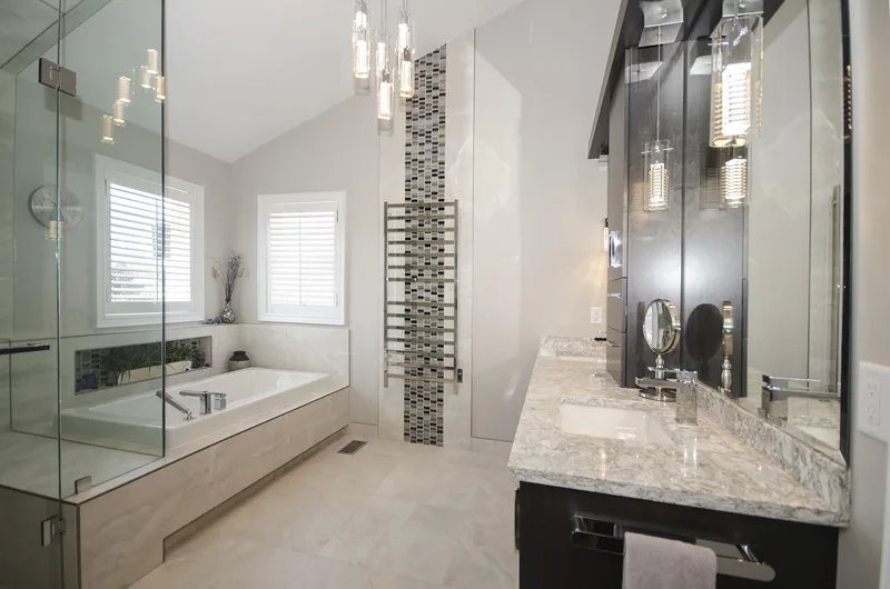 Ensuite with Cathedral Ceilings - Image 9