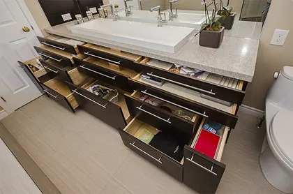 Ensuite with Trough Sink - Image 13