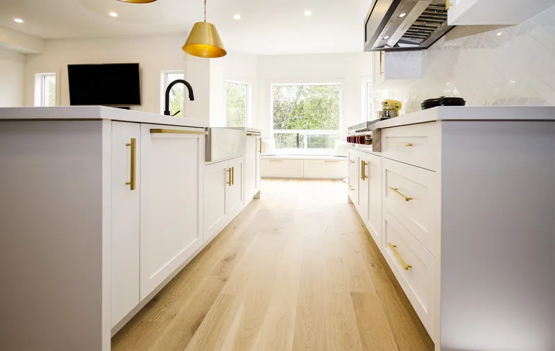 Contemporary Black and White Kitchen Renovation in Pickering - Image 12