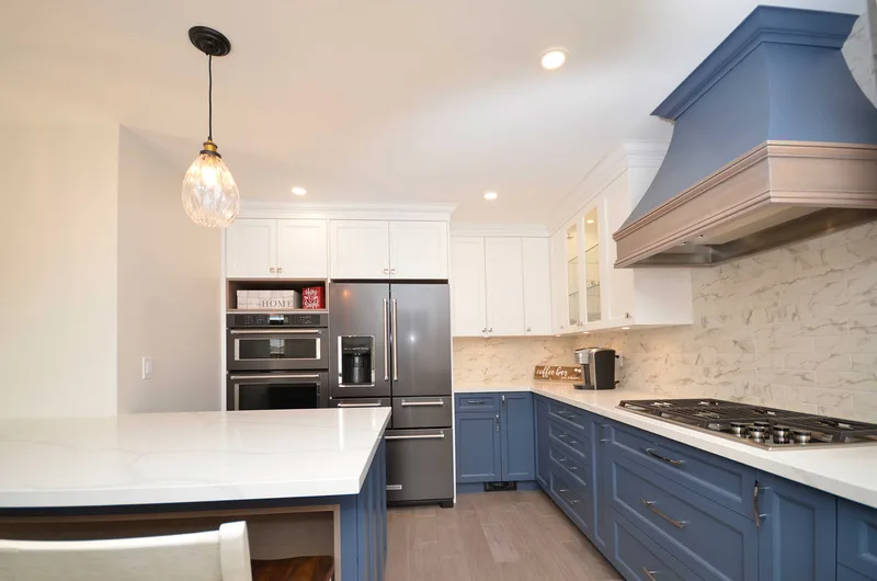 Contemporary Black and White Kitchen Renovation in Pickering - Image 19