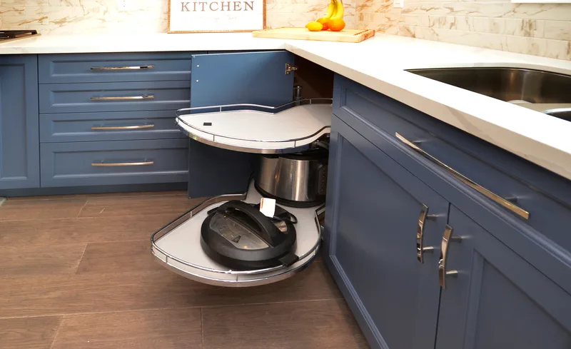 Contemporary Black and White Kitchen Renovation in Pickering - Image 25