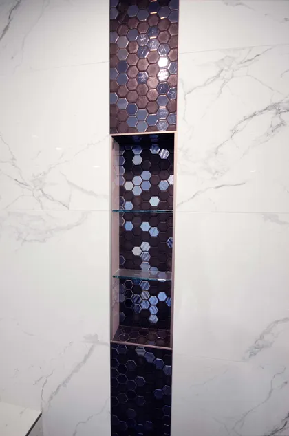 Ensuite with A Hexagonal Navy Blue Mosaic - Image 11