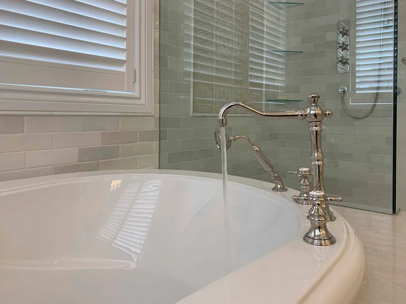 Elegant Pickering Ensuite With Custom Vanity Design - Image 2