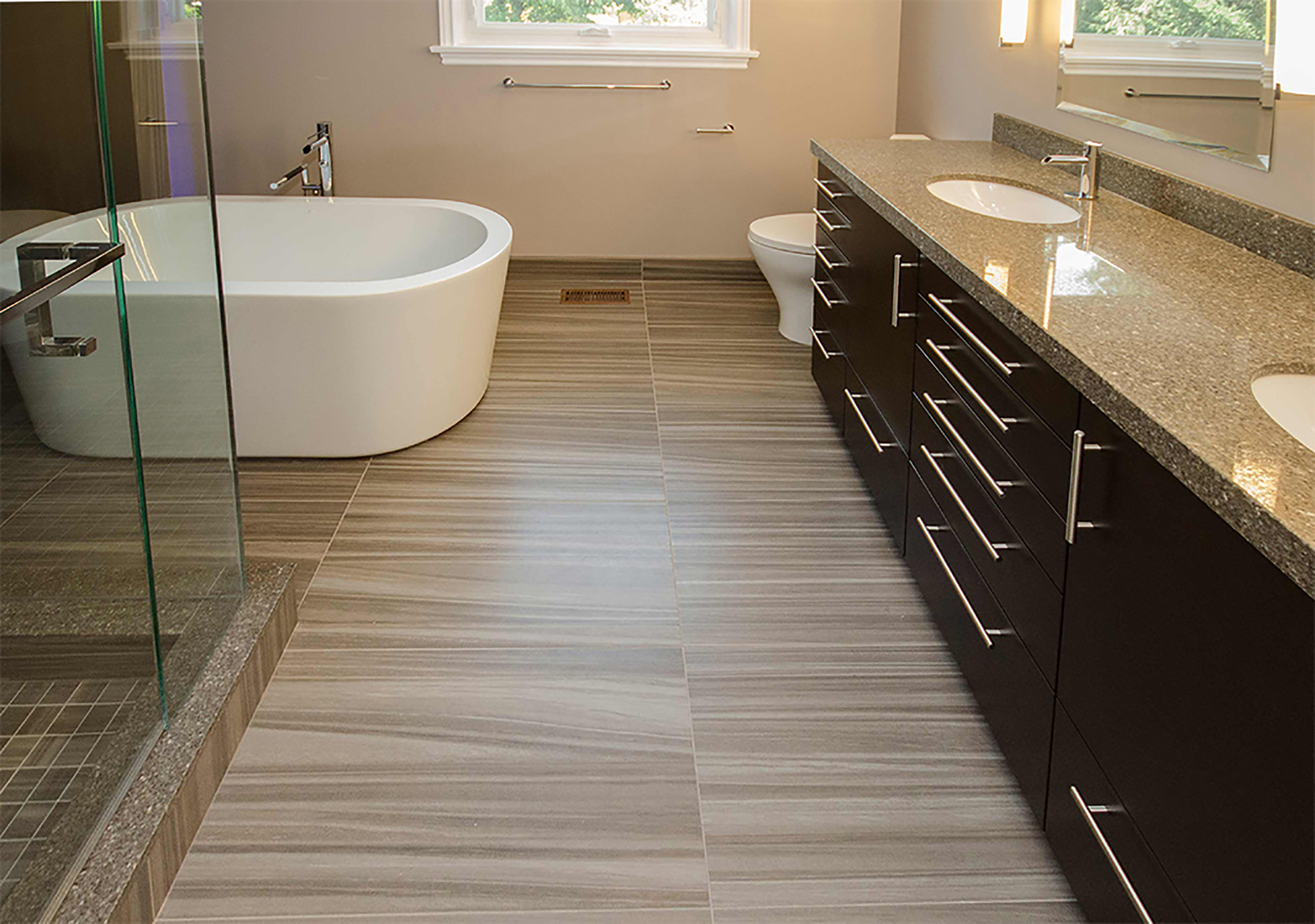 Bathroom_Renovations_Floor_and_Bath_Design_07