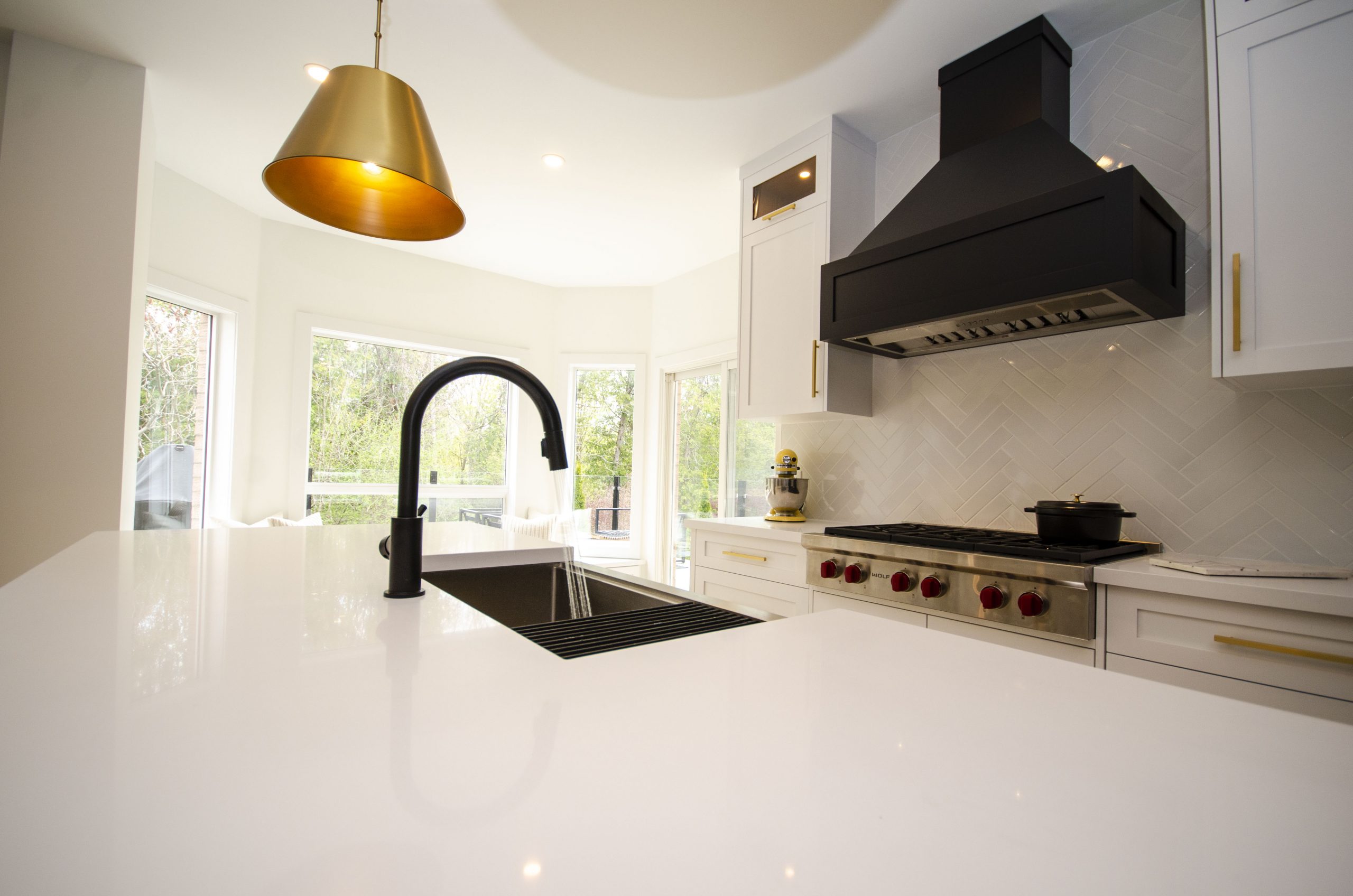 Modern_Kitchen_Floor_and_Bath_Desgin_08