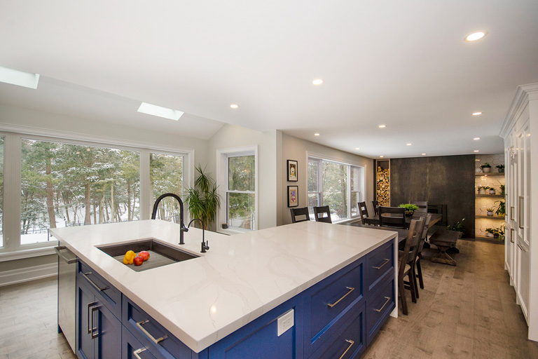 https://floorandbathdesign.ca/wp-content/uploads/2025/04/o-03.jpg